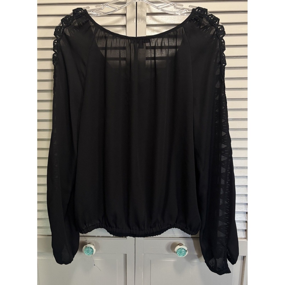 XOXO Chiffon Blouse Size L Long Sleeve Crochet Down Sleeves Elastic Hem - Picture 6 of 8